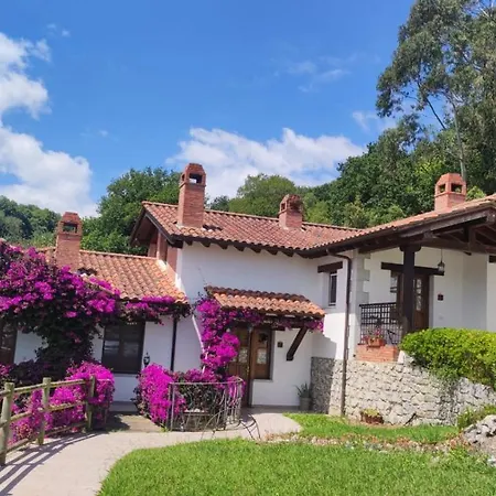 Apartamentos La Gueertona Sardalla Exterior photo