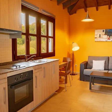 Apartamentos La Gueertona Sardalla Exterior photo